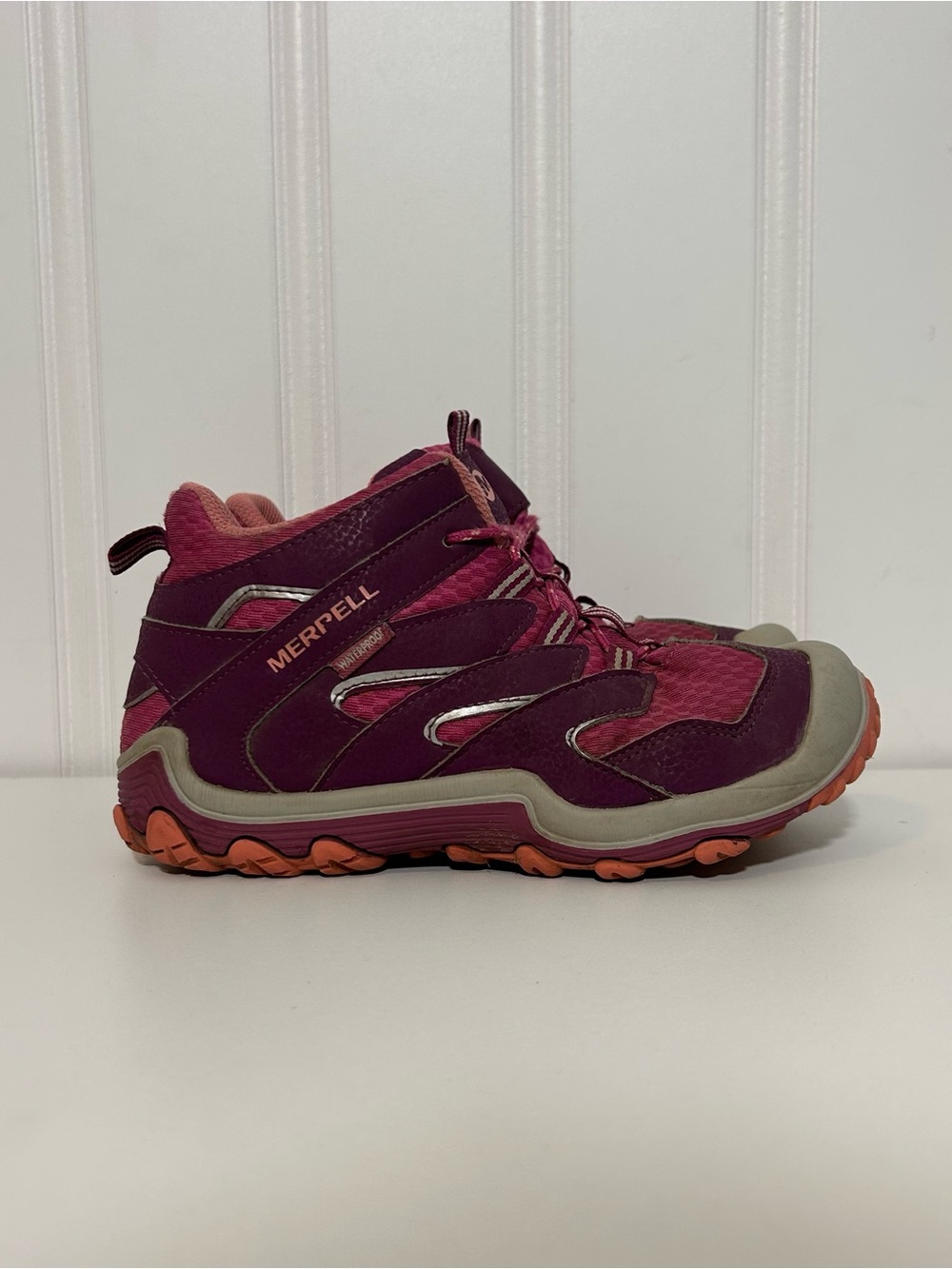 Merrell chameleon pink grey hiking boots